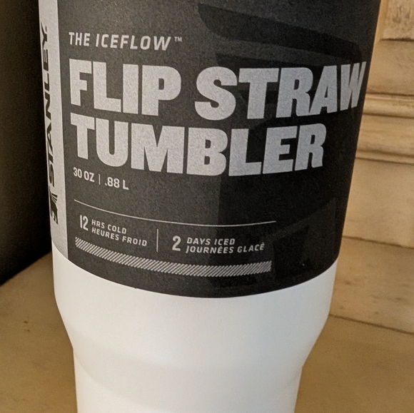 STANLEY flip Straw Tumbler - Picture 3 of 6